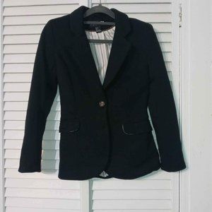 Forever 21 black blazer size 4